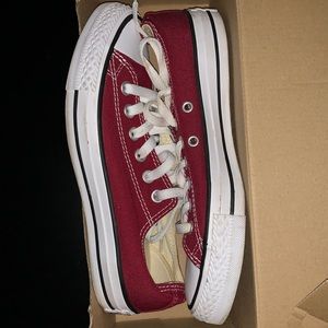 Maroon converse